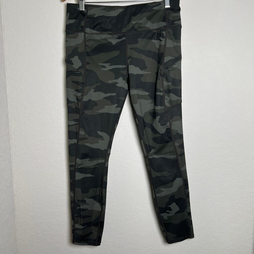Athleta‎ Women's Camouflage  Leggings with Zip Pockets Size M - Picture 2 of 9